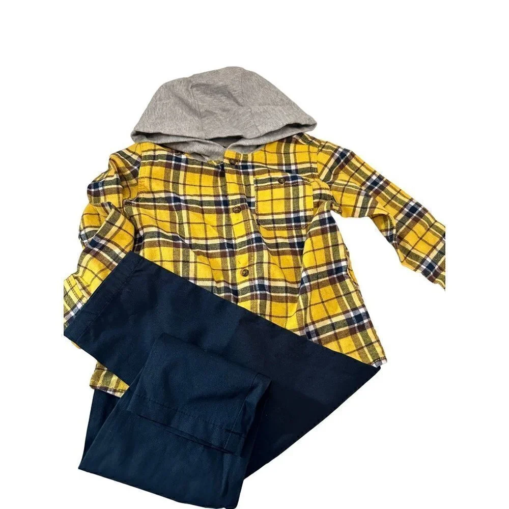 Carter's 2 piece plaid set 4T NWT